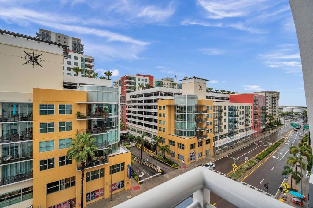 Luxury Apt 3 Mins To Dt Tampa -Pool-Gym-Balcony Exteriér fotografie