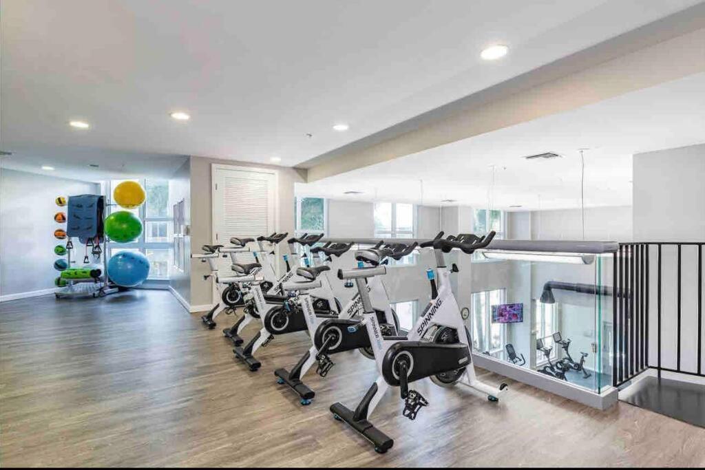 Luxury Apt 3 Mins To Dt Tampa -Pool-Gym-Balcony Exteriér fotografie
